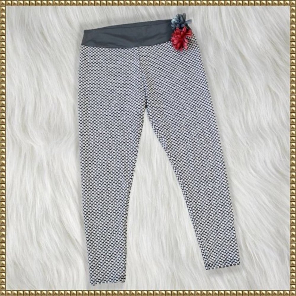 Activewear Tik-Tok Yoga Athletic Butt Lifting Leggings Gray/White Size XL